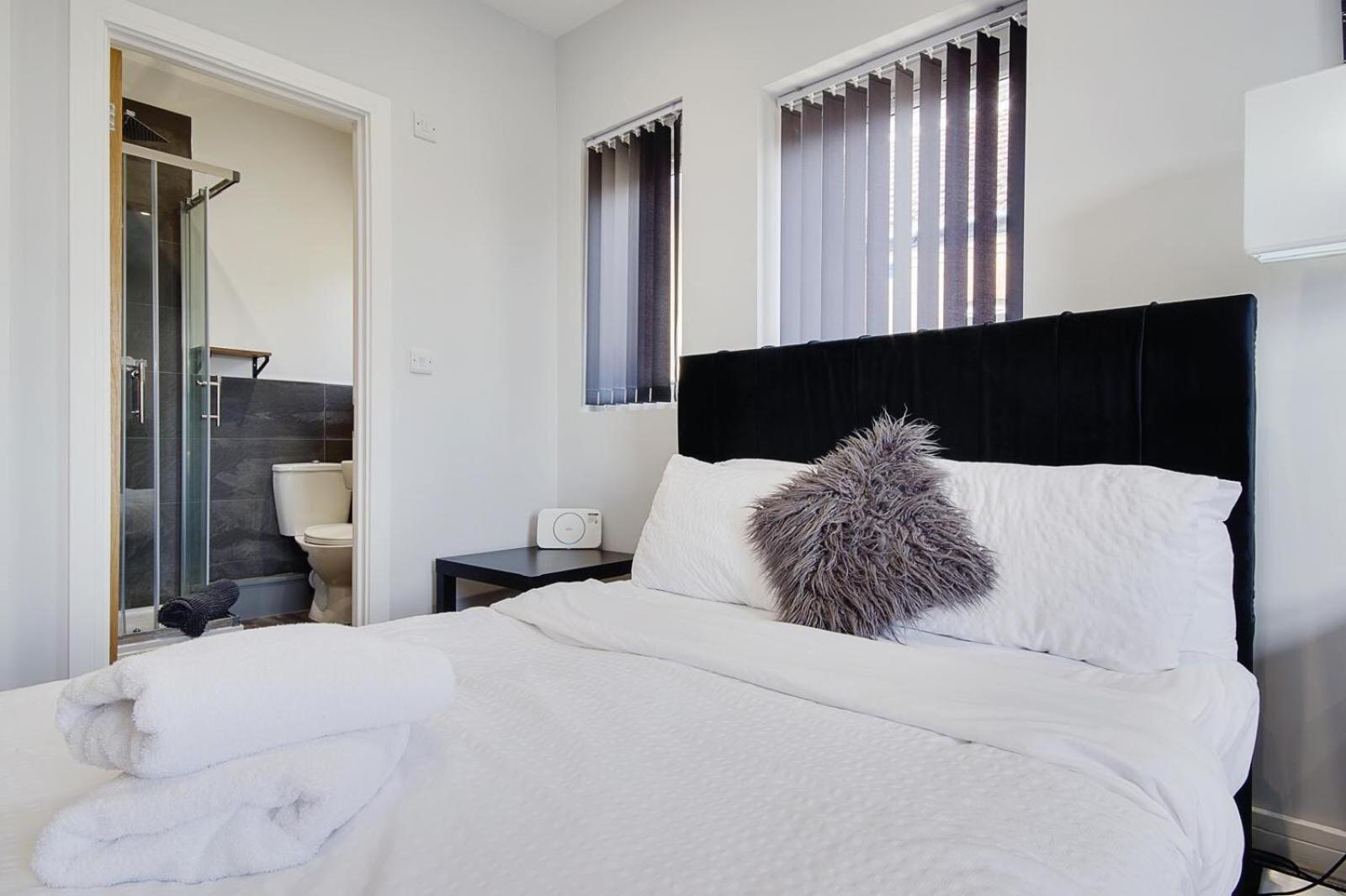 Wimbourne Road Apartment 1 บอร์นมัธ ภายนอก รูปภาพ